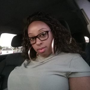 Meet your Posher, Kanesha